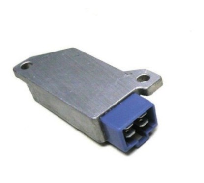Photo Régulateur de tension Kawasaki ZXI/ STS/ ZXI - Pièces Jet Ski, accessoires et entretiens - Matos import